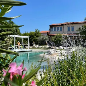 Tilly , Trarivi Italia
